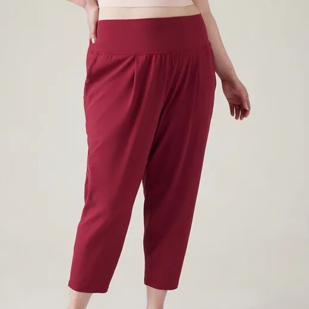 Butter Soft Berry Burgandy Capri's with big front pockets